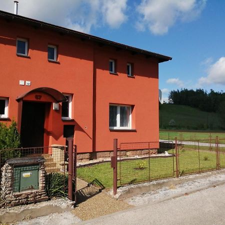 Ubytovani 67 Villa Kuncice nad Labem Exterior foto